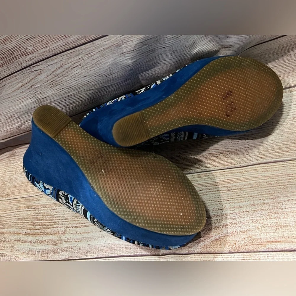 Efe platform shoes size 23 1/2 size 6